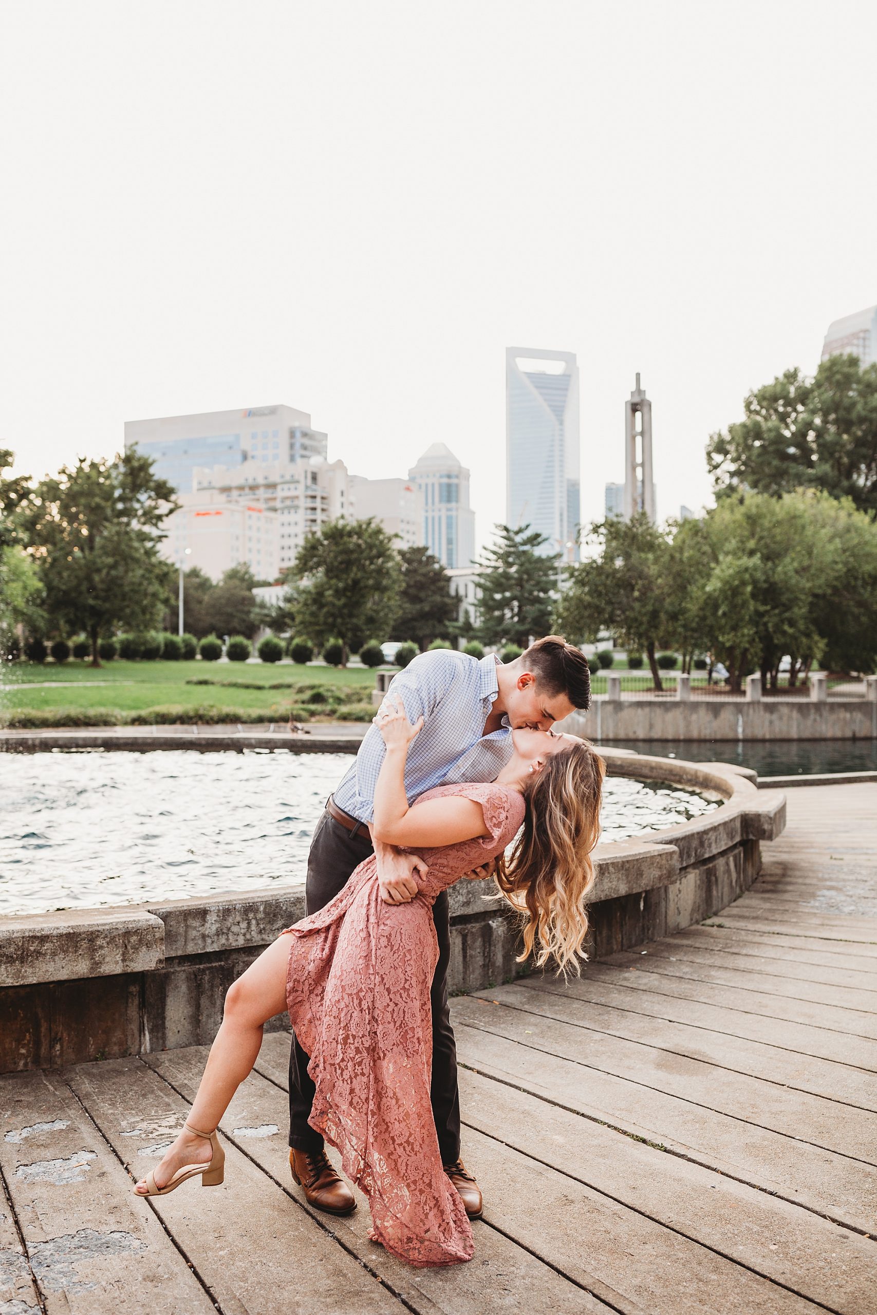 what to wear engagement photos